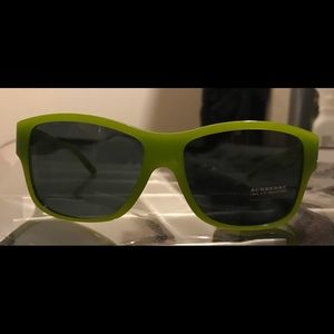 Burberry Sunglasses B 4136 3374/87 56-16-140 3N NWOB